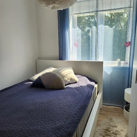 Lägenhet With Free Parking Close To Downtown And Nature! *