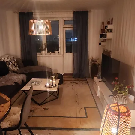 Lägenhet With Free Parking Close To Downtown And Nature! *