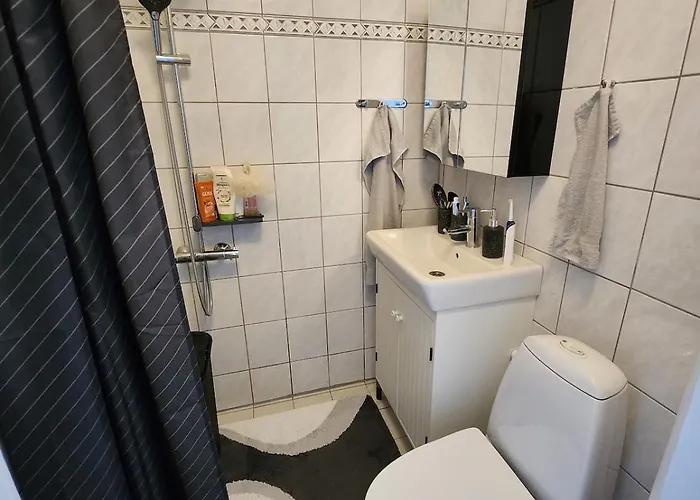 Apartament With Free Parking Close To Downtown And Nature! *